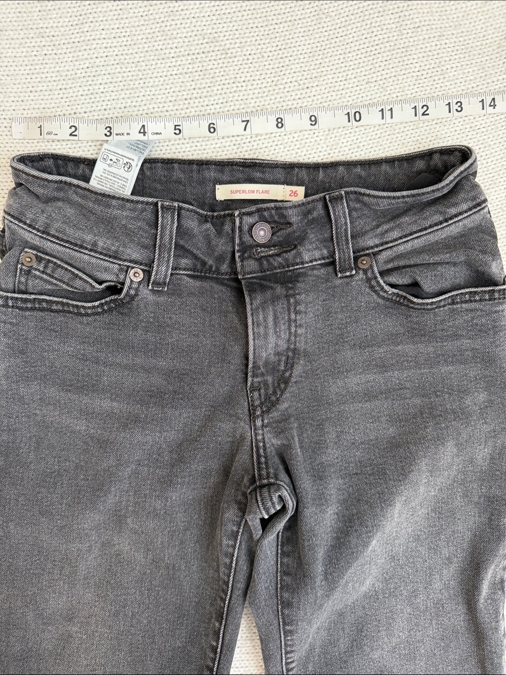 Levi’s Superlow Flare Jeans Black Size 26 - Picture 3 of 6